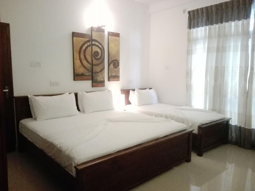 Vista Liyya Residence Канди Екстериор снимка