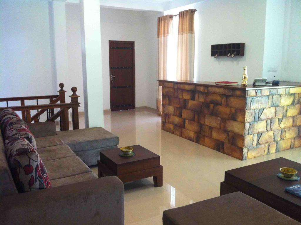 Vista Liyya Residence Канди Екстериор снимка