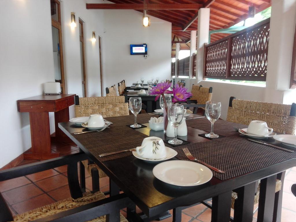 Vista Liyya Residence Канди Екстериор снимка