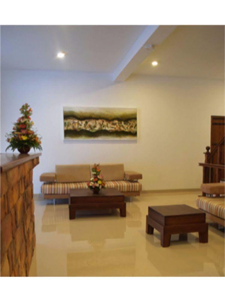 Vista Liyya Residence Канди Екстериор снимка